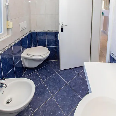 Дом отдыха Amazing In With Wifi Цриквеница