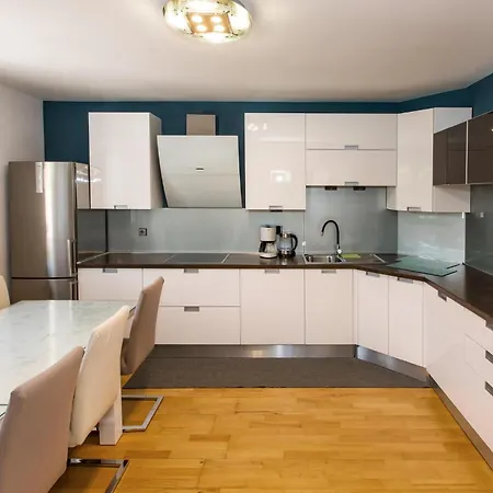 Stunning In With Wifi Holiday home Crikvenica