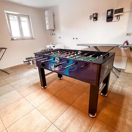 Дом отдыха Amazing In With Wifi Цриквеница