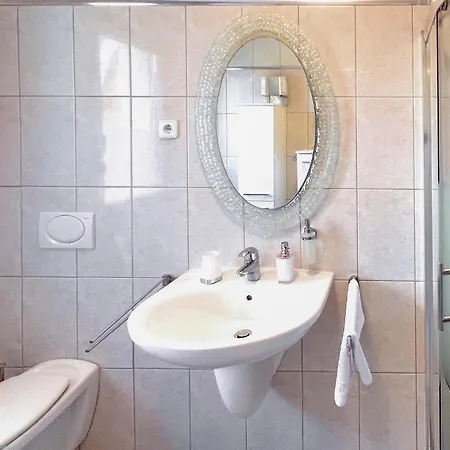 Amazing In With Wifi *